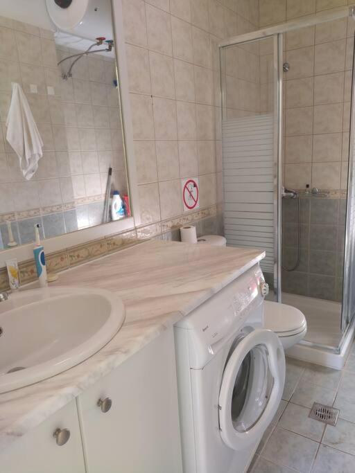 One Bedroom Apartment With Pool 플라키아스 외부 사진